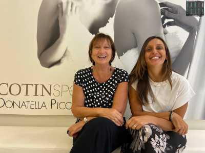 Veniamo accolti dalla titolare, la 43enne Donatella Piccarreta e da sua madre, la 66enne Gilberta